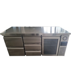 Tavolo refrigerato con cassetto, porta in vetro gn 1/1, 3 cassetti GN1/3 e 2 cassetti GN 1/2, temperatura -2°/+8°C - SU RUOTE