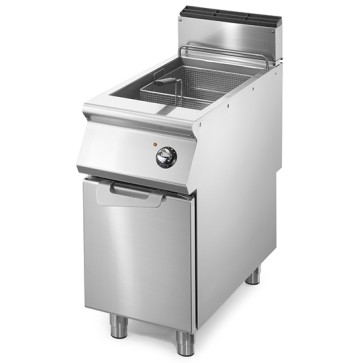 Friggitrice elettrica 1 vasca capacità 17 lt su vano con porta